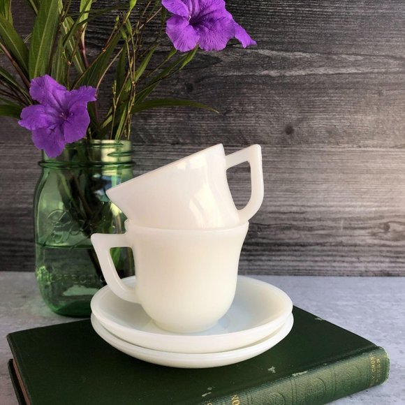 Vintage White Milk Glass Espresso Sets, Demitasse - Picture 4 of 12